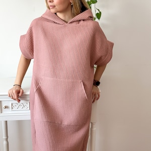 Women swimming poncho, cozy universal handmade poncho, quickdrying adult poncho made from 100% cotton, surfing poncho in dusty pink image 8