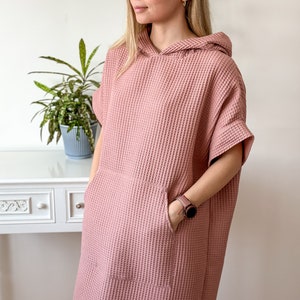 Women swimming poncho, cozy universal handmade poncho, quickdrying adult poncho made from 100% cotton, surfing poncho in dusty pink image 9