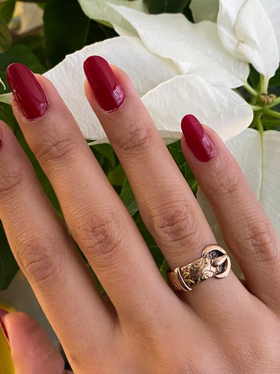Antique gold ring
