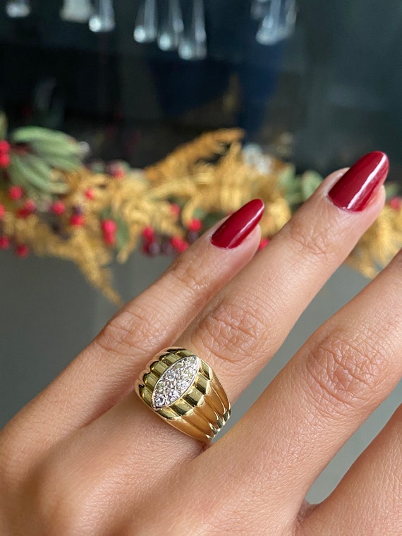 18ct Gold Diamond Dress, Signet Ring