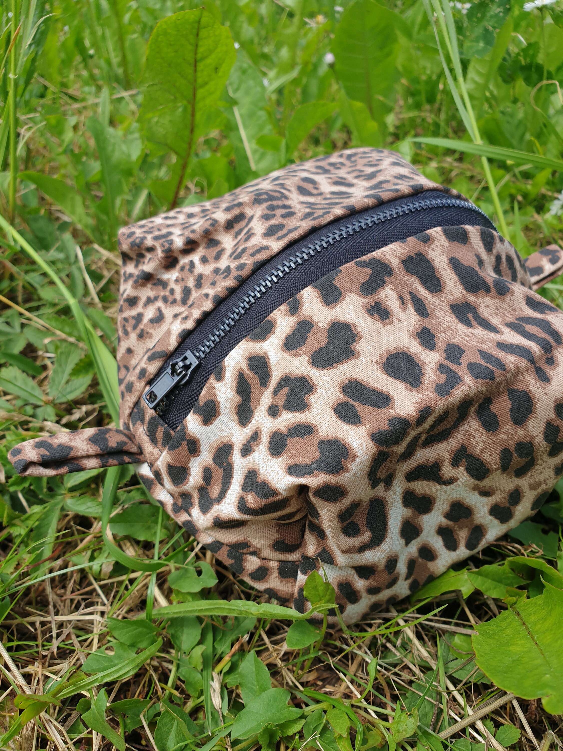 Trousse - imprimé léopard kaki - accessoire - voyage