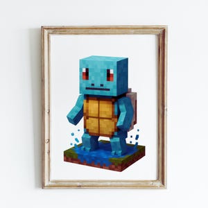 Puede incluir: Impresi&oacute;n enmarcada que presenta una criatura pixelada azul con forma de tortuga de pie en el agua. La criatura tiene un caparaz&oacute;n marr&oacute;n y ojos rojos. La obra de arte est&aacute; enmarcada en un marco de madera marr&oacute;n claro.