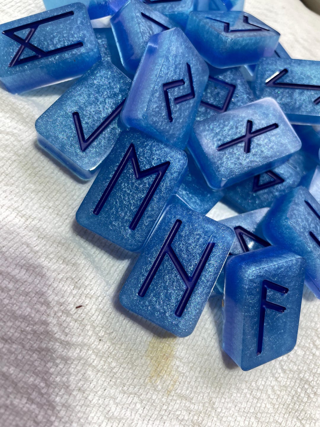 Full Set: Resin Runes - Viking/norse Exquisite Shimmering Sky Blue ...