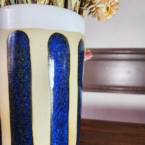 Pot en grès émaillé à la main