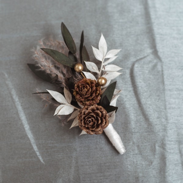 Winter wedding Boutonnieres Rustic Dried flower Boutonnieres Pine cones Winter Wedding boho Bridal dried flower winter Wedding accessories