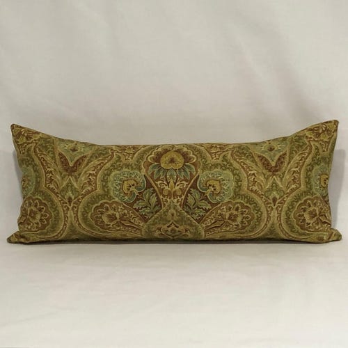 Housse de coussin lombaire en lin olive doré