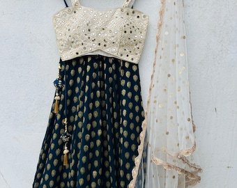 Lehenga Choli Set: Spiegel Spaghetti Top, Netz Dupatta, Indische Hochzeit