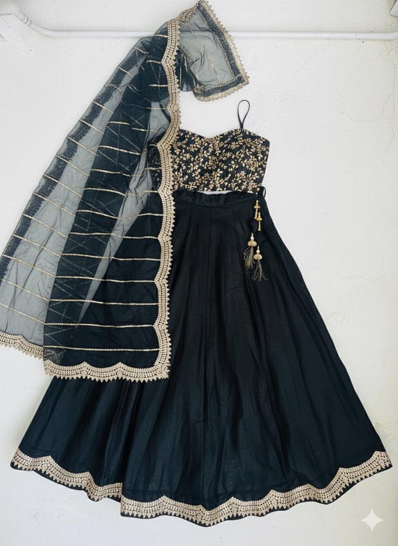 beaded bridesmaid dresses blue Lace Dress XL beadwork on the bodice black chiffon strappy mini dress Vintage Bridal Shop Beaded Size:40 Xlong