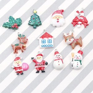10 sztuk brokatowych zawieszek z żywicy świątecznej, Mikołaj, Bałwan, Łoś, Choinka