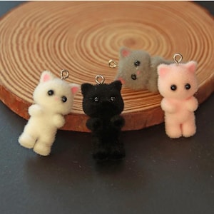 2Pcs Cute Cat Charms, Resin Cat Charms Pendant, DIY Jewelry Accessories, Bracelet Necklace Earring Findings Craft Supplies