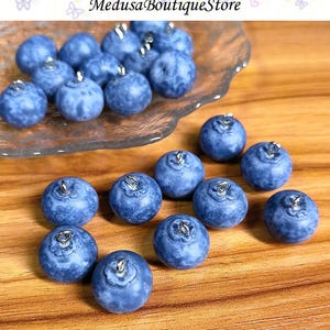 5Pcs Simulation Blueberry Resin Charms, Simulation Fruit Pendant, DIY Jewelry Accessories, Bracelet Necklace Earring Findings Craft Supplies