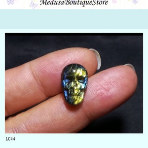 10x15mm Natural Labradorite Carving Skull Cabochon, Labradorite Skull Pendant, Hand Carved Crystal Skull, Send Random