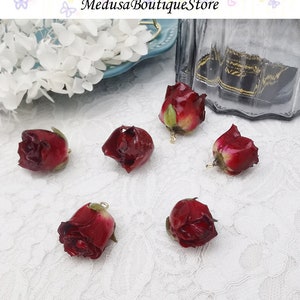 2 uds dijes de flores de rosas reales, colgante de flor de capullo de rosa de resina, pulsera DIY, collar, pendientes, hallazgos de joyería artesanales hechos a mano