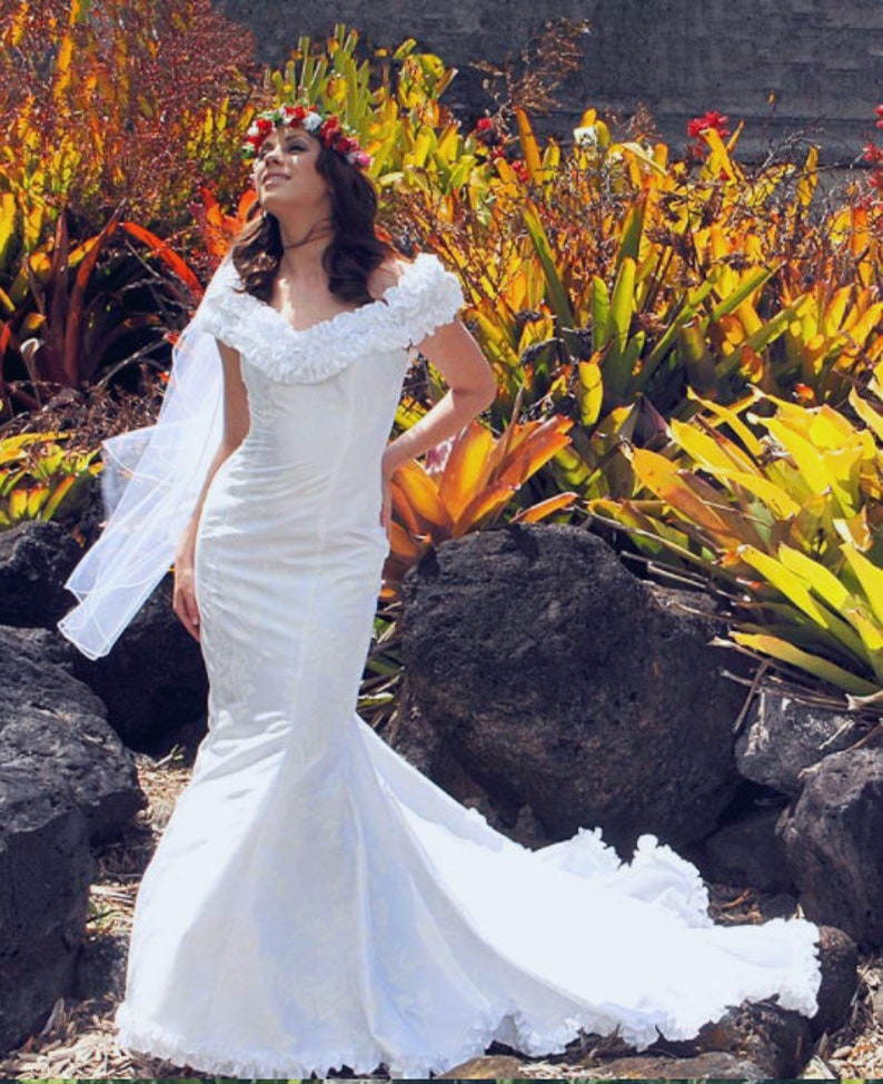 Hawaiian Baby Frill Wedding Dress from Princess Kaiulani Fashions Holomuu, Beach Wedding, Hawaiian style, Made-to-order Style21213 image 3