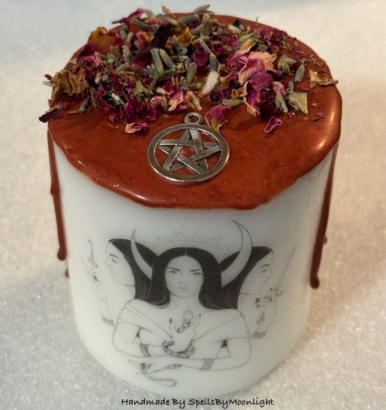 Hekate Altar Candle Hecate Candle Honor And Work With Hekate Goddess Candle afbeelding 3