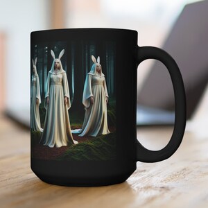 Hasen Kult Becher, schwarze Becher 15 Unzen, gruselige Hasen, gotische Hasenbecher, gotische Bauernhausdekor, Hasenbecher, gotische Wohnkultur, dunkle Academia Becher