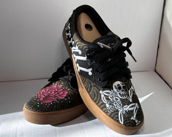 Handpainted Custom Skate Shoes Skull & Rose Etnies Jameson 2 Eco Men's 7.5 Women's 9