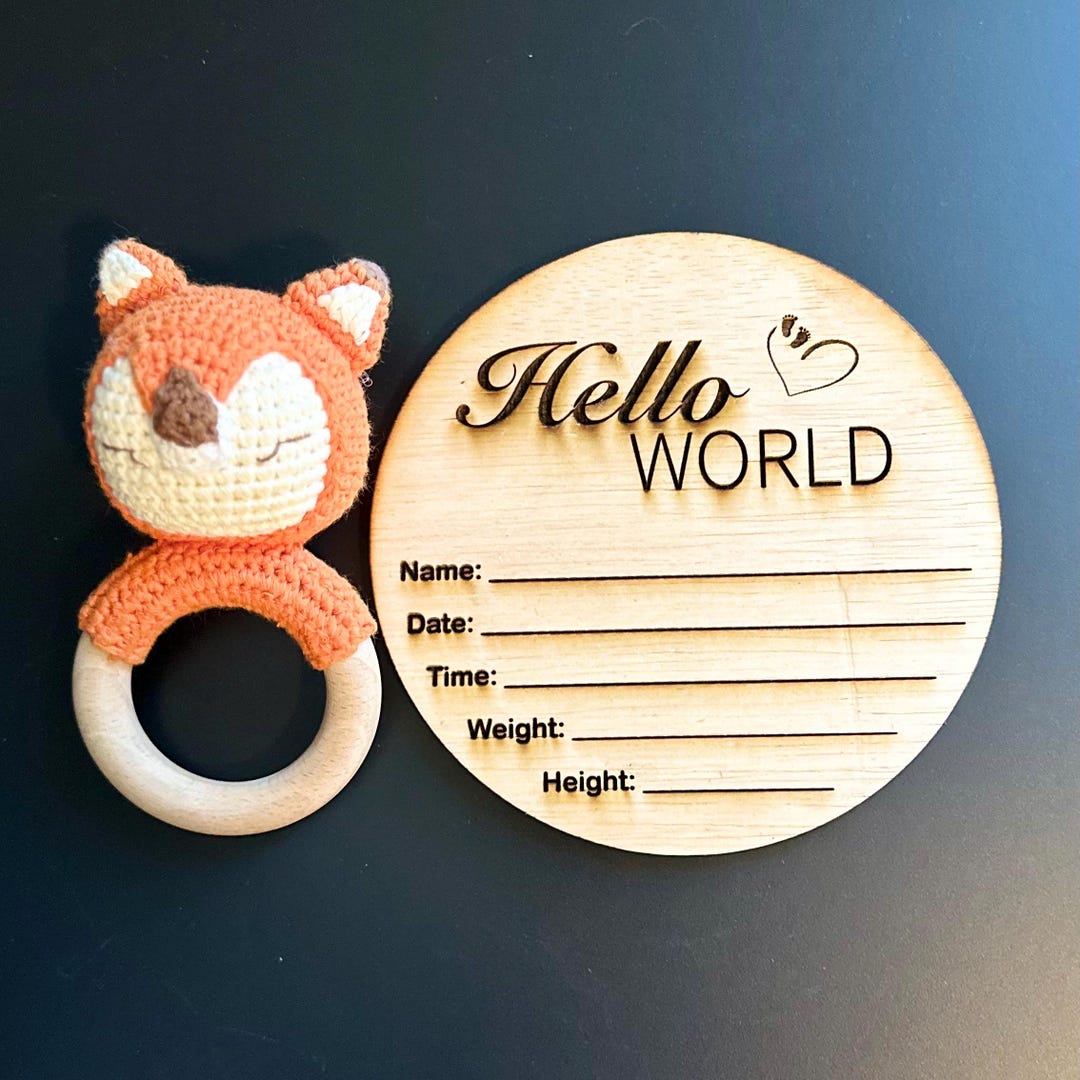 Round Wooden Birth Announcement | Sign Newborn | Baby Hospital Pictures ...