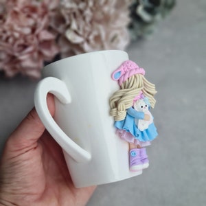 Mug à café personnalisé avec jolie poupée 3D rose bleu, mug personnalisé, cadeau pour fille, pour nièce, cadeau de Pâques image 4