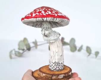 Décor de champignon amanite tue-mouche, champignon vénéneux, figurine d'amanite, sculpture de jardin féerique fantastique. Sur commande