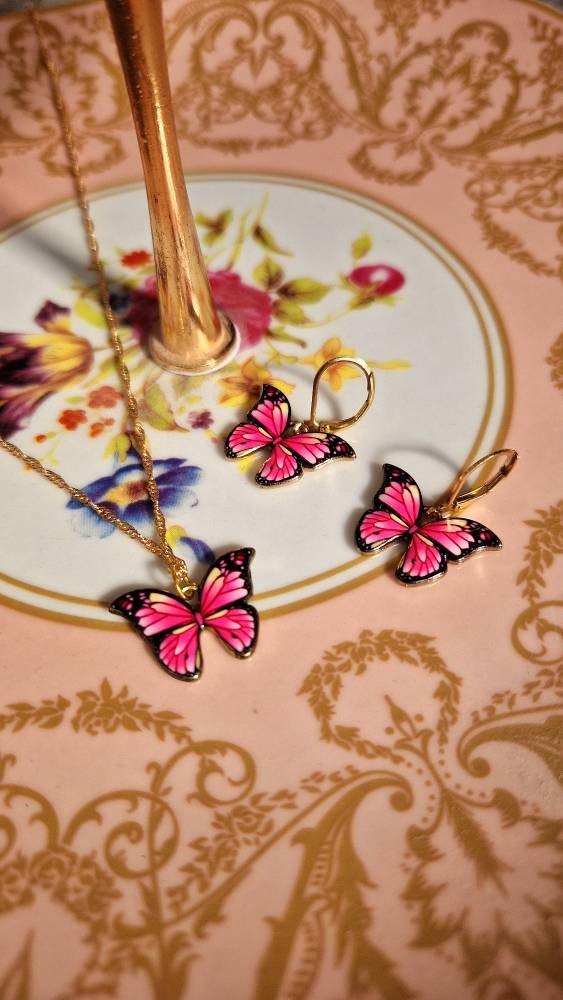 Butterfly matching set