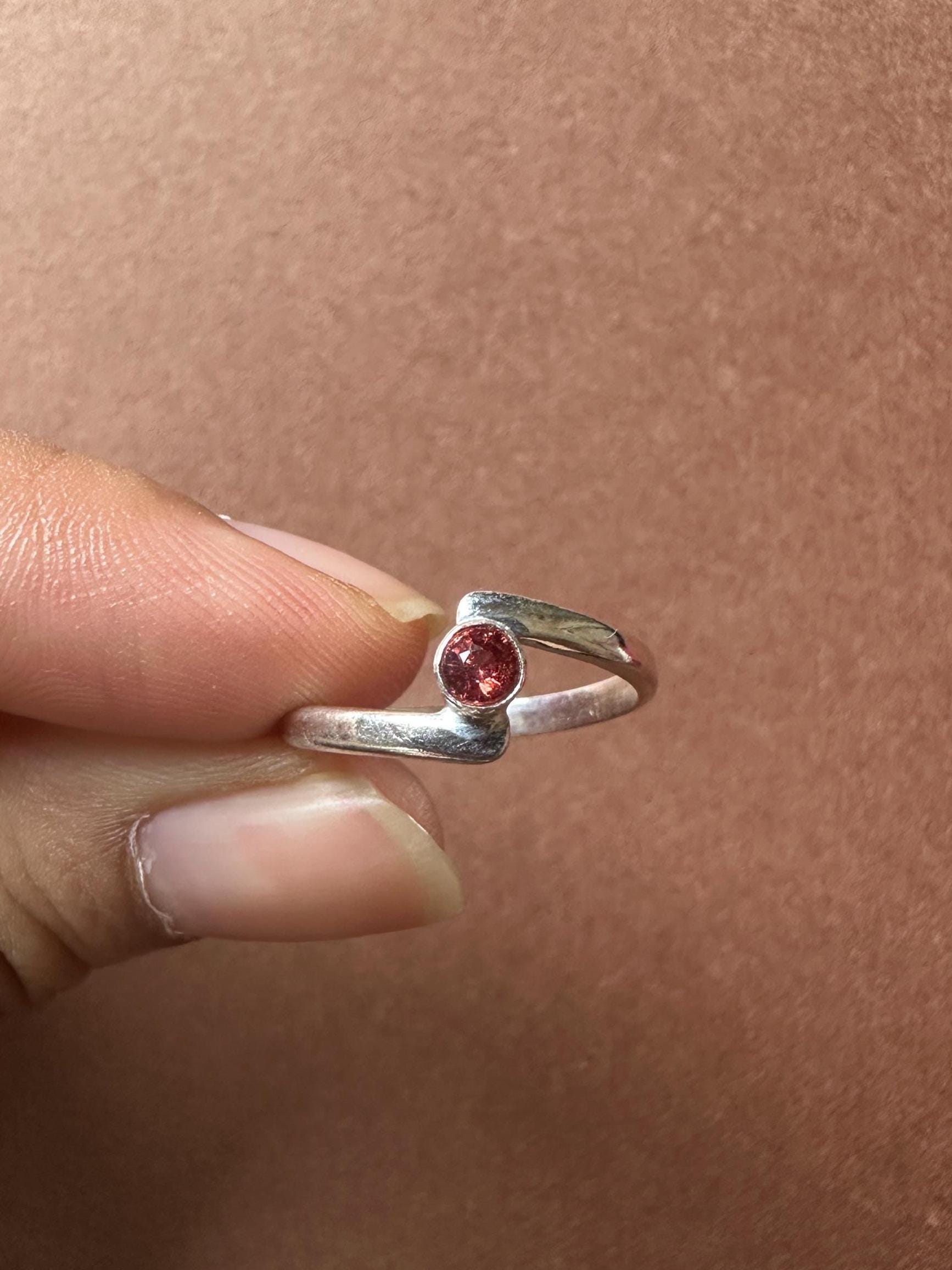 Granat Ring || Online Shoppen Bei