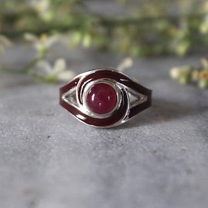 Natural Ruby 925 Sterling Silver Ring with Red Resin