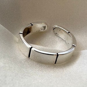 Silver Thin Adjustable Ring, Silver Retro Style Ring, Thin Silver Band Ring, Adjustable Silver Ring, Ring, Unisex, Silver Band Ring, Ring