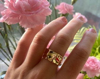 Dikke gouden ring, gouden gehamerde ring, dikke gouden ring, verstelbare ring, unisex, statement ring, stapelring, grote gouden ring, heden, cadeau