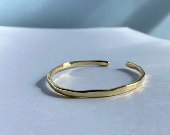 Gold Adjustable Bangle Bracelet, Gold Bangle, Adjustable Simple Bangle, Gold Bracelet, Unisex Bracelet, Thin Bangle, Simple Bracelet