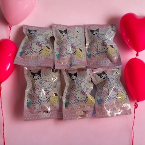 Borradores Blind Packs Hello Kitty My Melody Kuromi Cinnamoroll Pom Bunny Lindos Borradores Figuras Coleccionables Sanrio