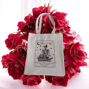 Canvas Tasche Tarot Karte the childless cat lady  Beige Crazy Cat Lady Boy Lover  Baumwolltasche Cats are my babys Skelett Print Corpse cute