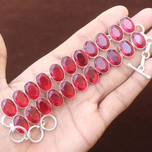 Pulsera bohemia con rubí facetado: joyería de plata de ley 925, regalo para ella.