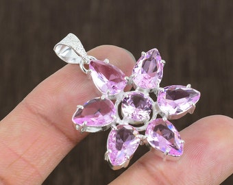 Pendentif fleur en kunzite rose facettée : argent sterling 925, accent d’apatite