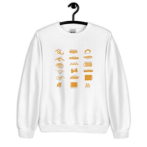 Peut inclure: Sweat-shirt blanc avec un graphique de diff&eacute;rents types de p&acirc;tes, chacun &eacute;tiquet&eacute; avec son nom en texte jaune. Les formes de p&acirc;tes comprennent : Maccheroni, Maccheroni Grande, Bucatini, Spaghetti, Rigatoni, Cannelloni, Orecchiette, Farfalle, Riffiolini, Fiocchi, Penne, Lasagne, Cappe, Ravioli, Stelline.