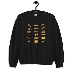 Peut inclure: Sweat-shirt noir avec un graphique de diff&eacute;rents types de p&acirc;tes avec leurs noms en jaune.