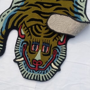 Tiger Skin Rug Home Decor Mat Animal Skin Wall hanging For Living Room Bedroom Guest Room Anti-Slip Rug Gift 3x5,2x3 feet