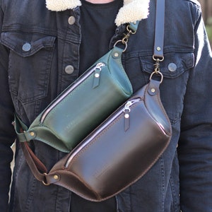 Leather Crossbody Fanny Pack: Personalized Engraved Waist Bag