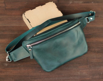 Sac banane petit sac à main en cuir vert, sac de festival, petit sac à bandoulière, petit sac personnalisé unisexe, sac pour femme en cuir, sac banane en cuir