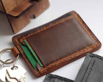 Personalized Leather Keychain Wallet: Minimalist Card Holder with Key Ring