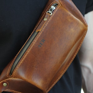 Bauchtasche, Ledertasche, Gürteltasche, Gürteltasche, Bauchtasche, Crossbody Beutel, braune Gürteltasche, Festival Tasche, Ledertasche personalisiertes Geschenk