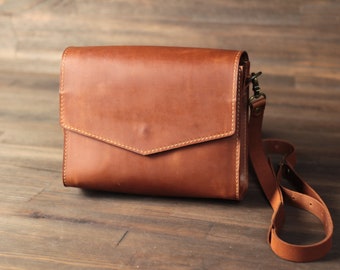 Handmade Leather Crossbody Bag: Small Shoulder Purse