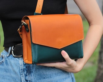 Leather Crossbody Bag: Minimalist Everyday Shoulder Purse Women's Leather Handbag