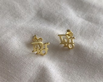 dior stud earrings