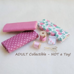 Paquete de accesorios de costura en miniatura, ROSA, artículo de colección para adultos - ¡NO ES UN JUGUETE! MS112C