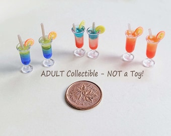 Miniature Resin Cocktails in a Hurricane Glass, Hand Crafted, 2pc, Adult Collectible – NOT A TOY,   MK169