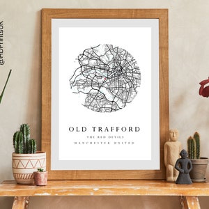 ManUnited FC – Old Trafford – Fußball Karte Poster – Perfektes Geschenk für einen Man United Fan – Wanddekoration – Geburtstagskarte – 2 Designs