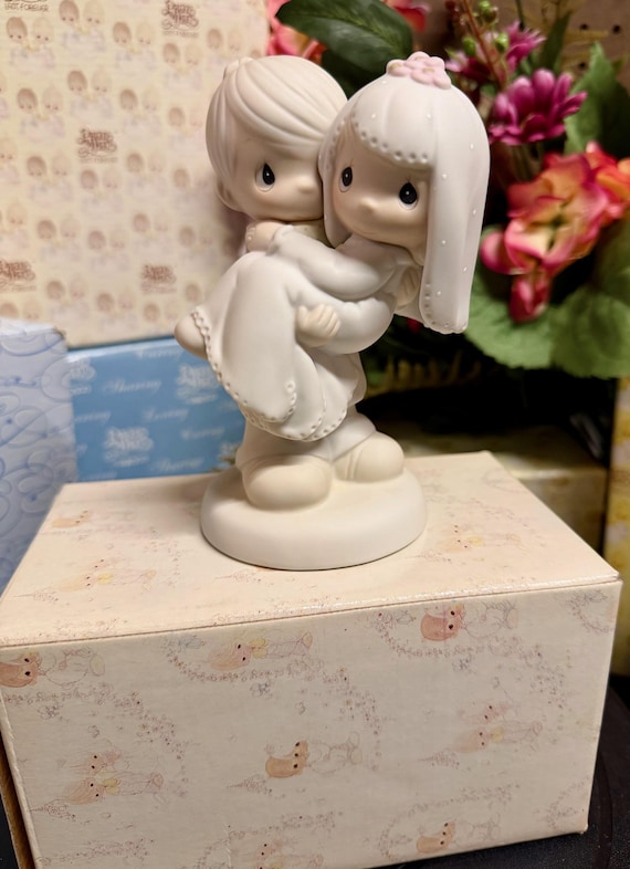 Precious Moments “Bless You Two” Figurine (E-9255, 1993)