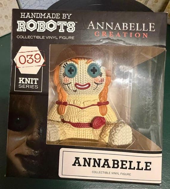Handmade by Robots – Annabelle (#039), Knit Series