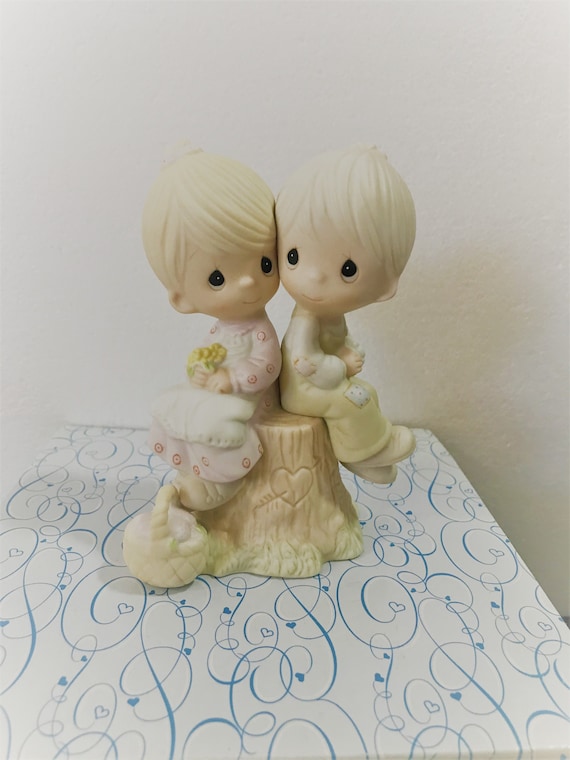 Precious Moments Love One Another